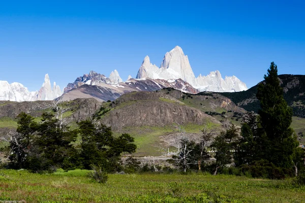 CHALTEN TORRE AND FITZ ROY MOUNTAINS — Stock Photo, Image