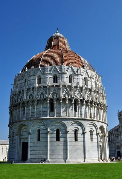 Pisa - baptisterium svatého Jana — Stock fotografie