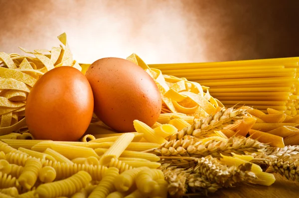 Mezcla grupo de pasta italiana —  Fotos de Stock