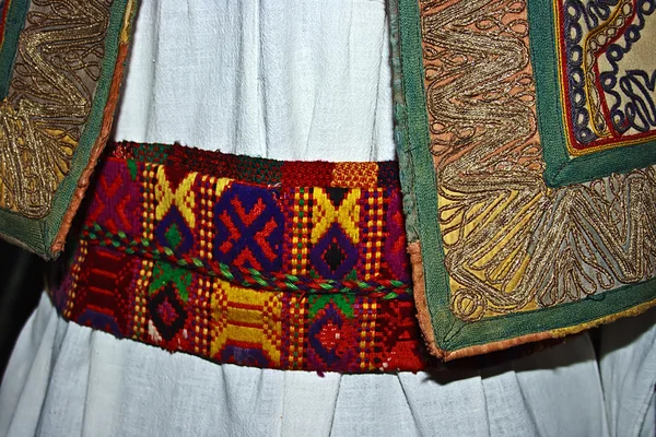 Traditional Romanian folk costume.Detail 13 — Stock Photo, Image
