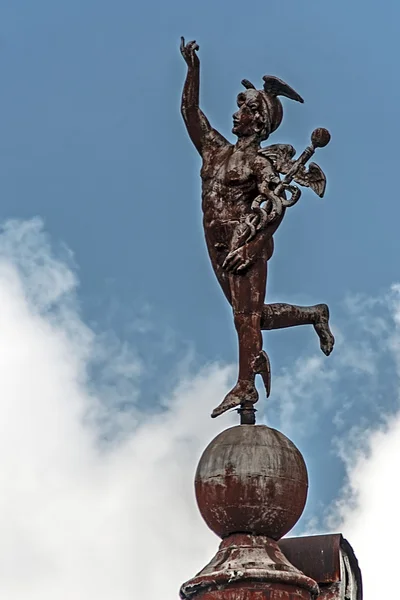 Estatua de metal 2 — Foto de Stock