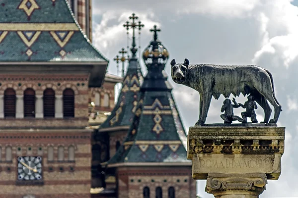stock image Orthodox Cathedral and wolf. Detail 1