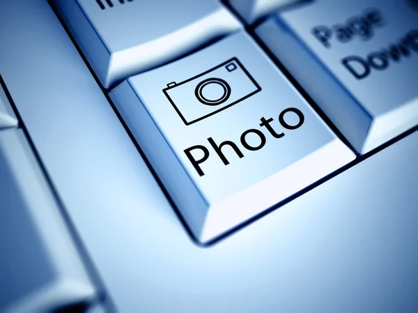 Tangentbord med photo-knapp, internet koncept — Stockfoto