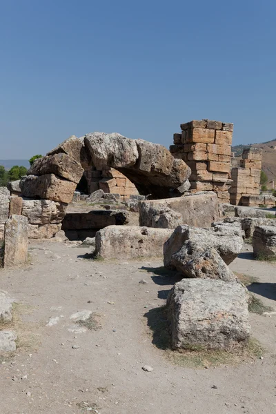 As antigas ruínas de Hierápolis. Turquia — Fotografia de Stock