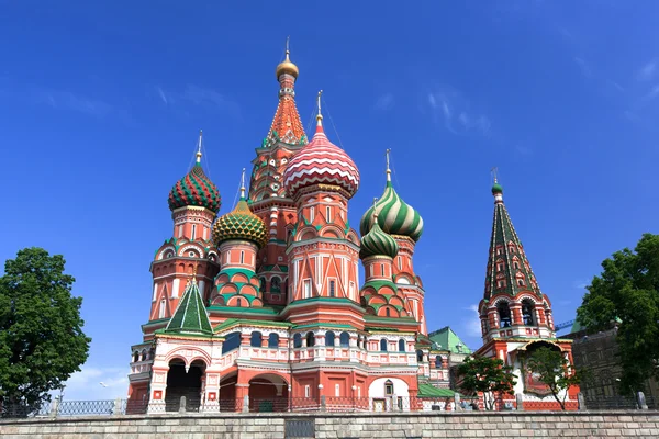 St. Catedral de Basilio. Moscú, Rusia, Plaza Roja — Foto de Stock