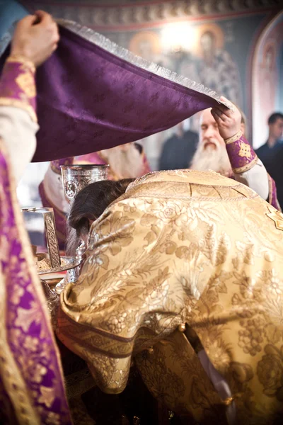 Москва - 14 березня: Православного богослужіння з єпископом Меркурій у високих — стокове фото
