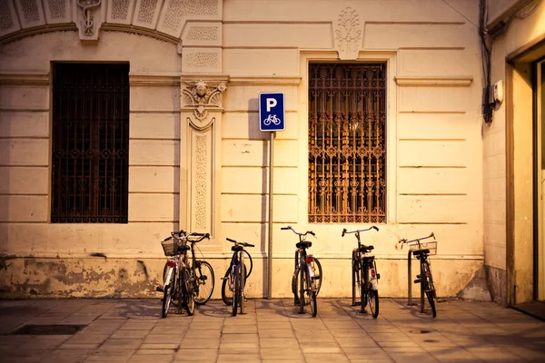 Ποδήλατα στάθμευσης — Φωτογραφία Αρχείου