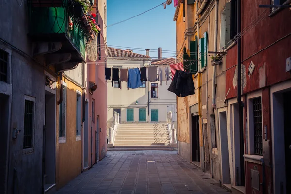 Linnen in Venetië straten — Stockfoto