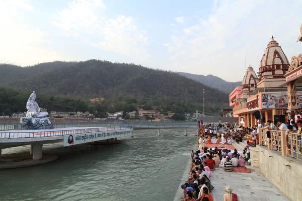 Quay in the city of Rishikesh, the international capital of yoga, "North India" — Stock Photo, Image