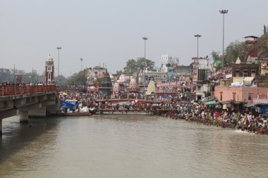 Quay rishikesh - yoga dünya başkenti