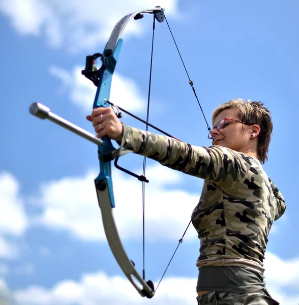Archer with bow — Stock Photo, Image