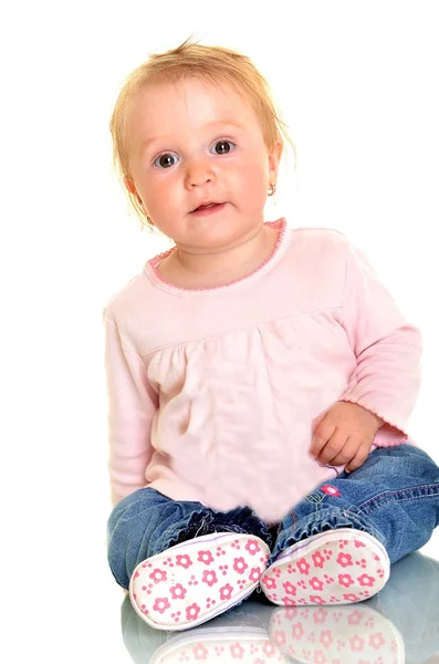 Baby flicka 7 månader gammal — Stockfoto