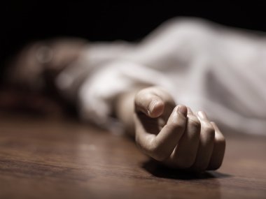 Dead woman's body clipart