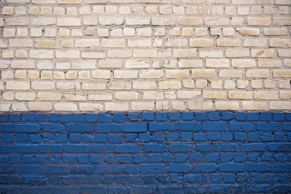 Mur en brique blanche et bleue — Photo