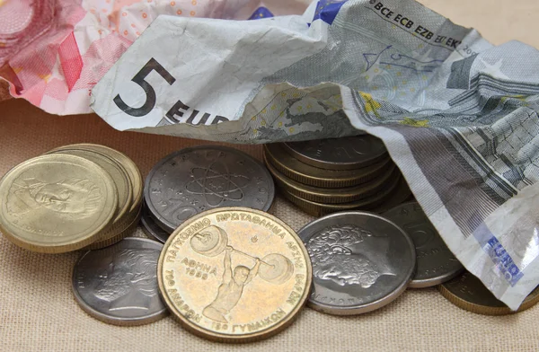 Trashing de euro — Stockfoto