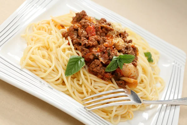 Espaguete com molho de carne — Fotografia de Stock