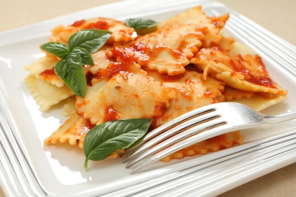 Ravioli with tomato sauce — Stock Photo, Image