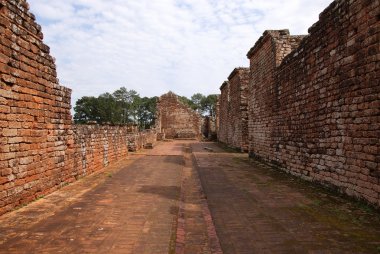 Cizvit misyon trinidad Paraguay'da Harabeleri