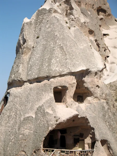 Uchisar caverna cidade na Capadócia, Turquia — Fotografia de Stock