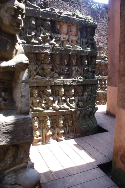 Gamla templet i angkor, Kambodja — Stockfoto
