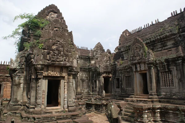 Oude tempel in angkor, Cambodja — Stockfoto