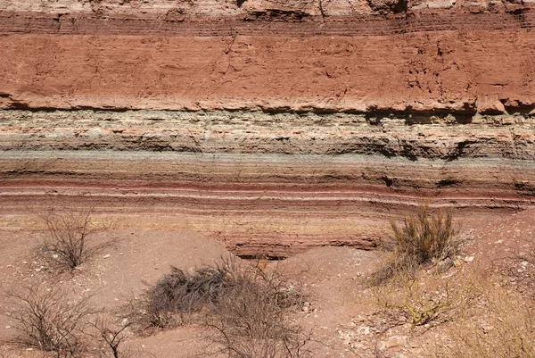 Woestijn van atacama, Andes landschap met ravijnen, cafayate, Argentinië — Stockfoto