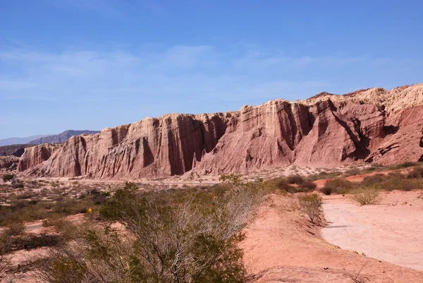 Pustynia atacama, Andyjskiej krajobraz z kanionów, cafayate, Argentyna — Zdjęcie stockowe