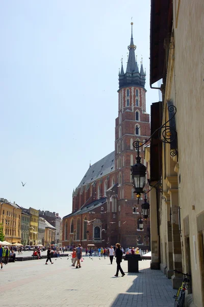 Plaza del Mercado Principal en Cracovia, Casco Antiguo, Polonia —  Fotos de Stock