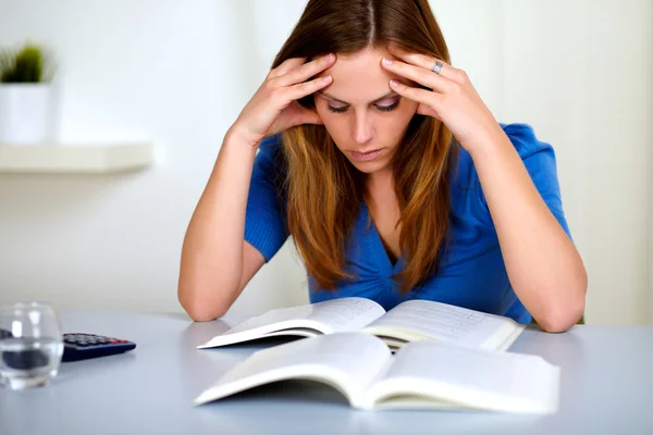 Pretty fatigue blonde student girl learning — Stock Photo, Image