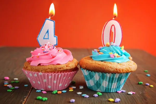 40-årsdag cupcake — Stockfoto