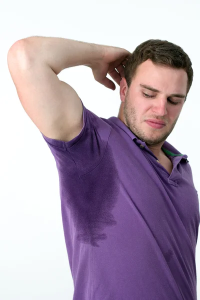 Man svettas mycket dåligt under armhålan — Stockfoto