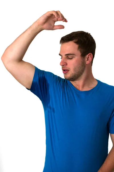 Man svettas mycket dåligt under armhålan — Stockfoto