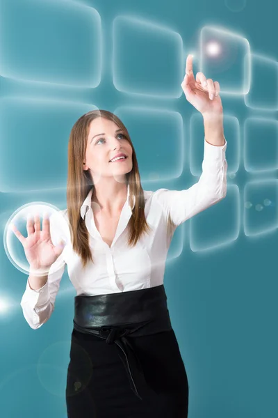 Attraktive brünette Geschäftsfrau drückt virtuellen Knopf — Stockfoto