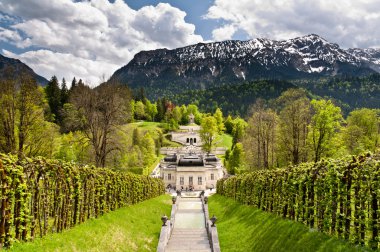 Linderhof castle clipart