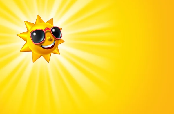 Sorrindo sol amarelo quente com raios — Fotografia de Stock