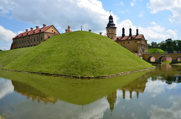 Palácio de Radzevil em Nesvij, na Bielorrússia . — Fotografia de Stock