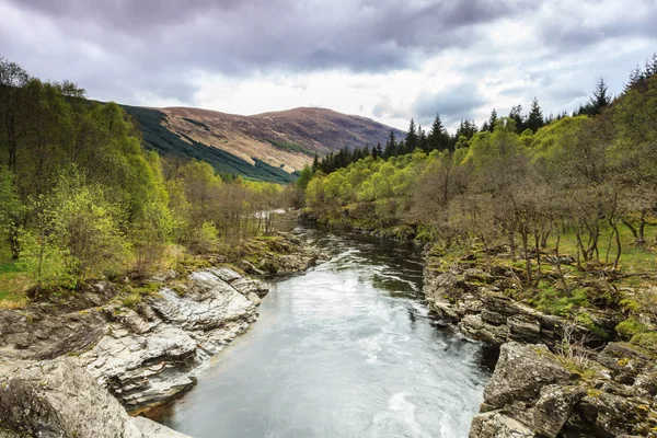 Calm river in mountain landscape — Stock Photo, Image