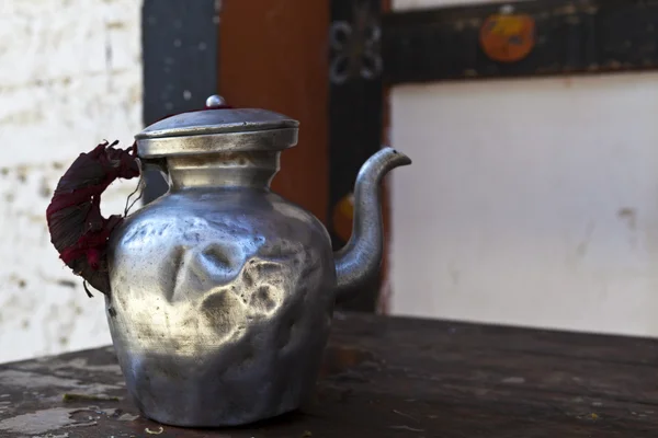 Tea pot made of tin on a table - Bhutan - Asia — Stock Photo, Image