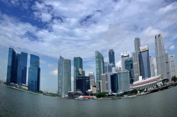 シンガポールのスカイラインと川のパノラマ — ストック写真
