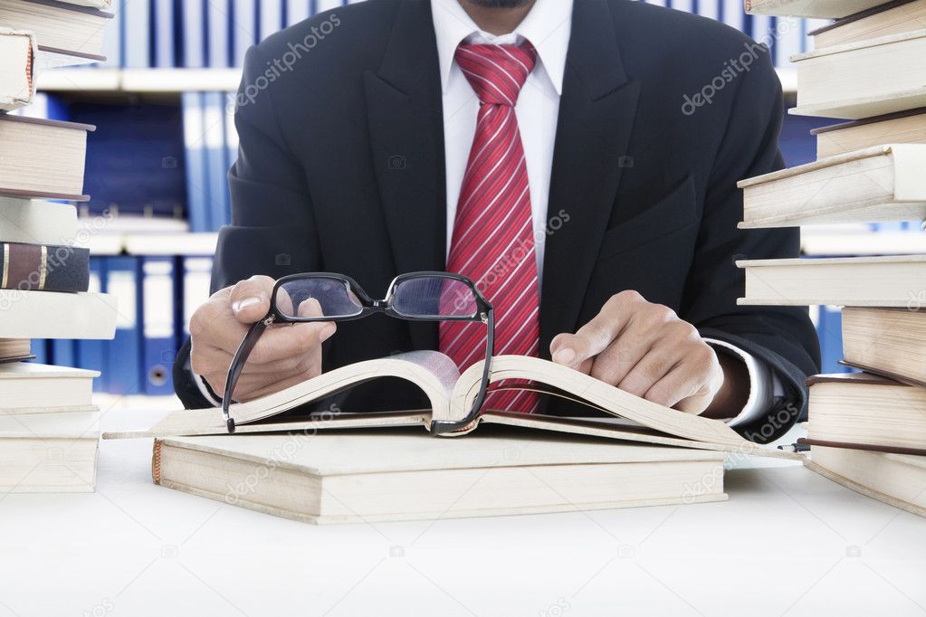 Reading business books