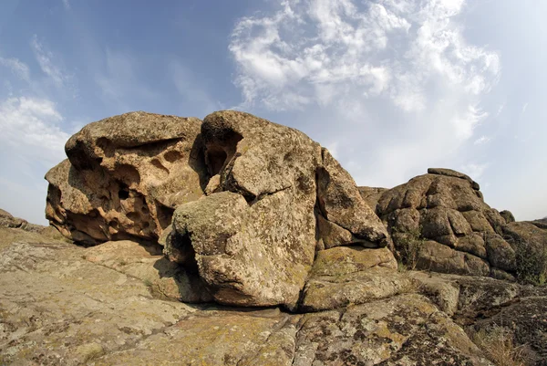 Διάβρωση βράχου. ξεπερασμένο. γεωλογικούς σχηματισμούς — Φωτογραφία Αρχείου