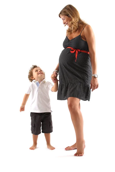 Schwangere und ihr Sohn im Gespräch — Stockfoto