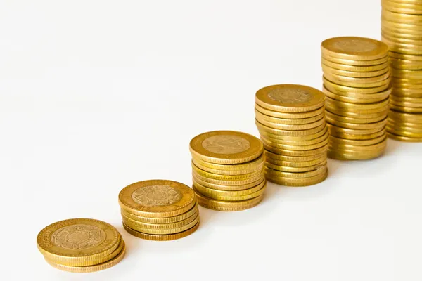 Стеки монети — стокове фото