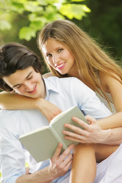 Perfect young couple — Stock Photo, Image