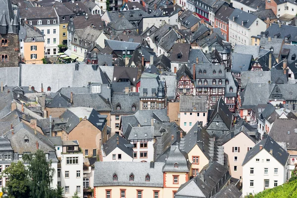Aerial view of BernKastel-Kues at the river Moselle in Germany — Stock Photo, Image