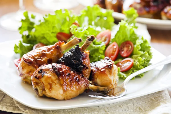 Barbecue Chicken Legs Meal — Stock Photo, Image