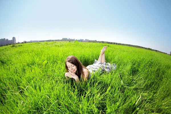Woman in an outdoor — Stock Photo, Image