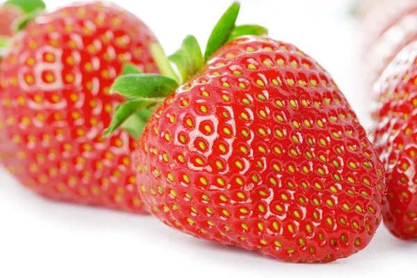 Světlé šťavnaté čerstvé jahody — Stock fotografie