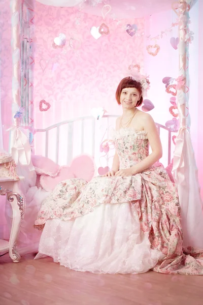 Mulher romântica em um vestido vintage — Fotografia de Stock