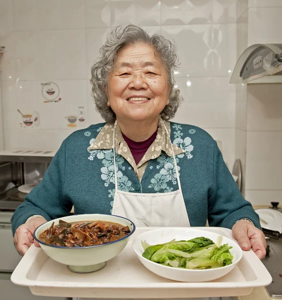 할머니 요리 — 스톡 사진